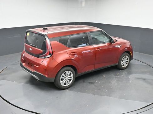 Used 2025 Kia Soul LX image 21