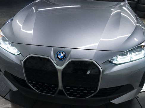 Certified 2023 BMW i4 eDrive35 RWD image 10