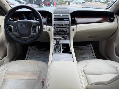 Used 2010 Ford Taurus SEL image 14