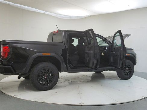 New 2026 GMC Canyon Elevation image 12
