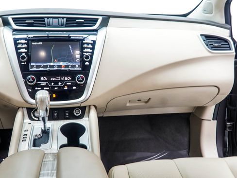 Used 2017 Nissan Murano SL w/ SL Technology Package FWD image 18