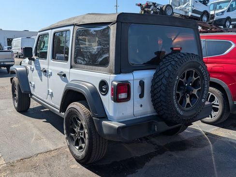 Used 2021 Jeep Wrangler Unlimited Willys image 6