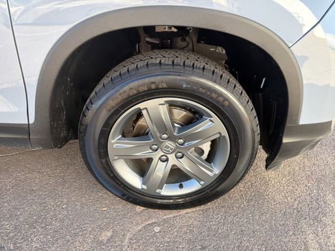 Used 2023 Honda Ridgeline RTL image 11