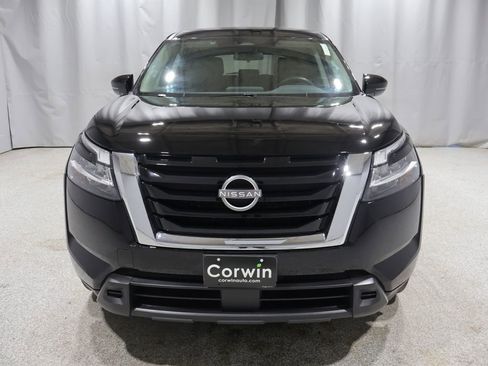 Used 2022 Nissan Pathfinder S AWD/4WD image 7