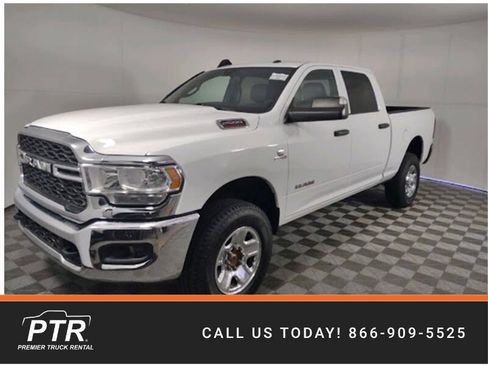 Used 2022 RAM 2500 Tradesman w/ Chrome Appearance Group AWD/4WD image 1