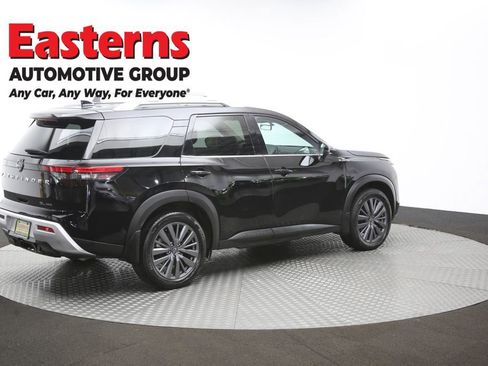 Used 2023 Nissan Pathfinder SL w/ SL Premium Package image 45