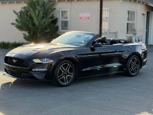 Used 2018 Ford Mustang Premium w/ Equipment Group 201A image 8