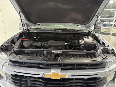 Used 2025 Chevrolet Silverado 2500 Custom w/ Custom Value Package AWD/4WD image 28