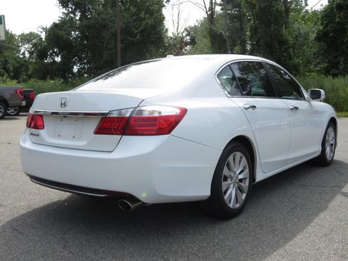 Used 2015 Honda Accord EX-L image 5