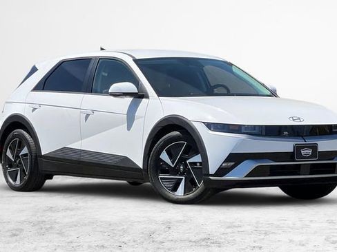 New 2026 Hyundai Ioniq 5 SEL RWD image 1