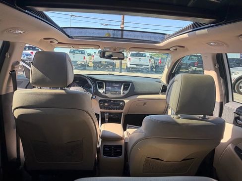 Used 2016 Hyundai Tucson Limited w/ Option Group 03 image 21