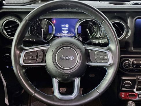 Used 2023 Jeep Wrangler Unlimited Rubicon 4xe w/ Cold Weather Group AWD/4WD image 13