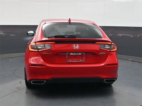 Used 2022 Honda Civic Sport Touring image 5