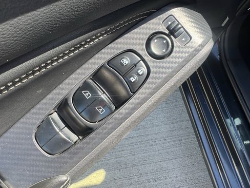 Used 2019 Nissan Altima 2.5 SL FWD image 11