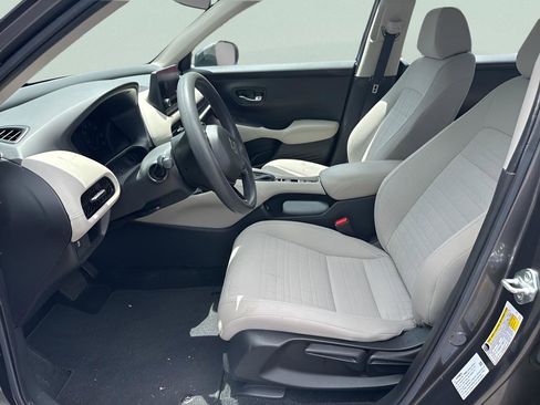 Used 2023 Honda HR-V LX image 14