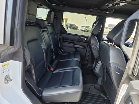 Used 2025 Ford Bronco Outer Banks image 26