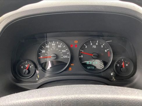 Used 2010 Jeep Patriot Sport w/ Tire & Wheel Group AWD/4WD image 19
