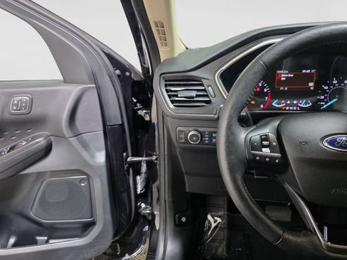 Used 2020 Ford Escape SEL AWD/4WD image 16
