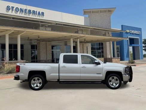 Used 2018 Chevrolet Silverado 1500 LTZ w/ Texas Edition AWD/4WD image 4
