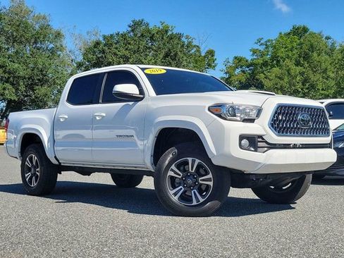 Used 2019 Toyota Tacoma TRD Sport AWD/4WD image 1