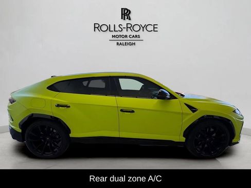 Used 2022 Lamborghini Urus image 4
