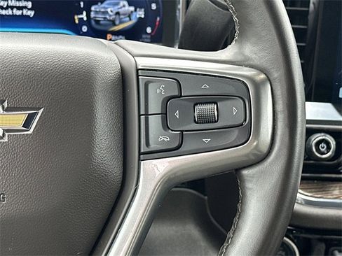 Used 2025 Chevrolet Silverado 2500 LT w/ Convenience Package image 25