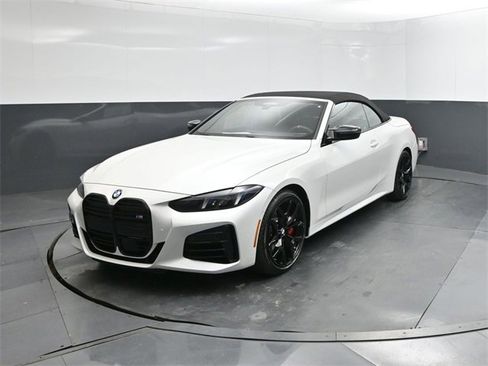 New 2026 BMW M440i Convertible image 30