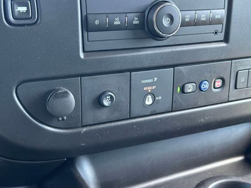 Used 2024 Chevrolet Express 3500 LT w/ LT Preferred Equipment Group RWD image 25