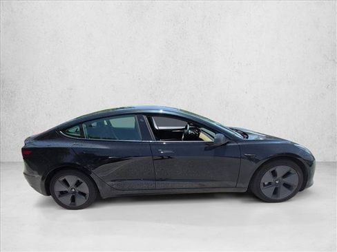 Used 2021 Tesla Model 3 Standard Range Plus RWD image 4