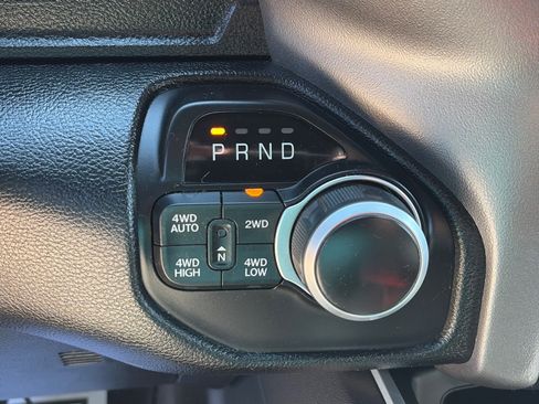 Used 2020 RAM 1500 Big Horn AWD/4WD image 15