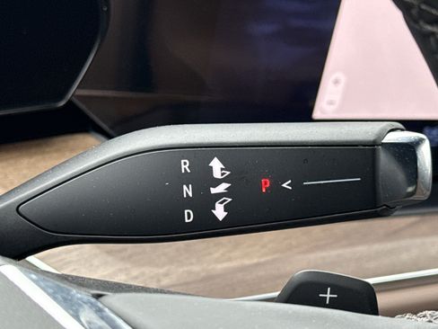 Certified 2025 Chevrolet Tahoe High Country image 26