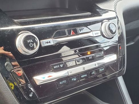 Used 2023 Ford Explorer ST-Line w/ Class IV Trailer Tow Package image 23