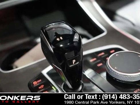 Used 2022 BMW X5 xDrive40i w/ Premium Package image 41