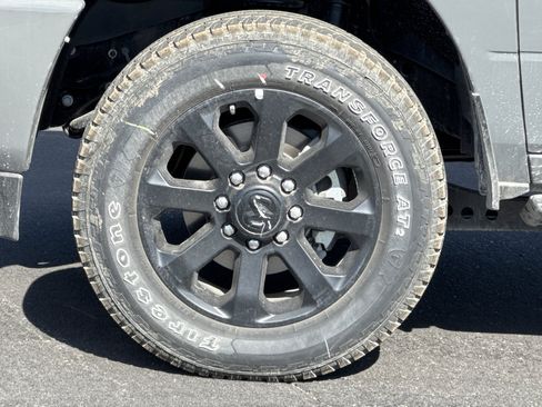 New 2026 RAM 2500 Laramie AWD/4WD image 24
