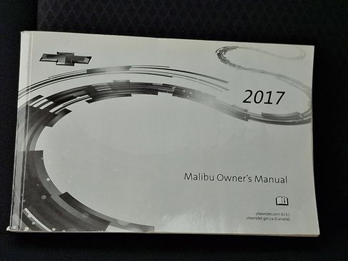 Used 2017 Chevrolet Malibu LT FWD image 27