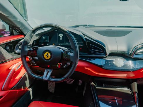 Used 2025 Ferrari Purosangue AWD/4WD image 81