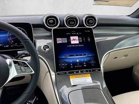 New 2026 Mercedes-Benz GLC 300 image 9