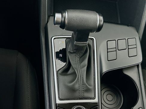 Used 2025 Kia Sportage LX image 23