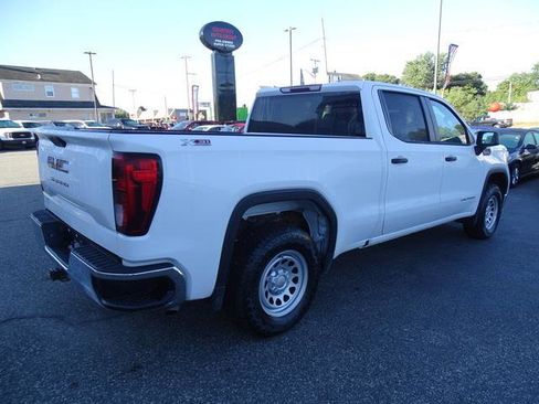Used 2021 GMC Sierra 1500 4x4 Crew Cab w/ Sierra Value Package image 6