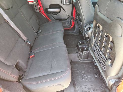 Used 2020 Jeep Wrangler Unlimited Rubicon AWD/4WD image 32
