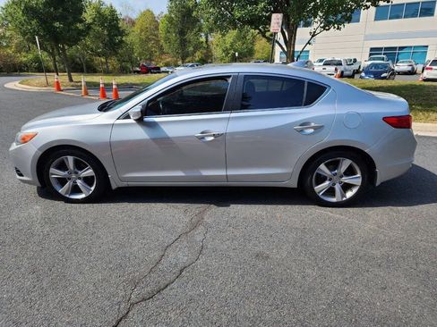 Used 2013 Acura ILX w/ Technology Package image 10