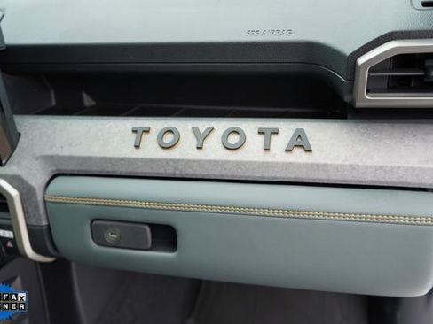 Used 2024 Toyota Tacoma Trailhunter image 89