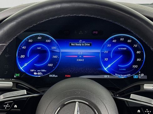 Certified 2023 Mercedes-Benz EQS 580 4MATIC Sedan image 19