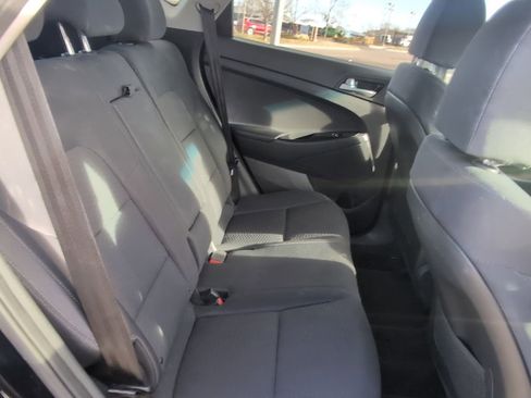 Used 2019 Hyundai Tucson SE w/ Cargo Package image 29