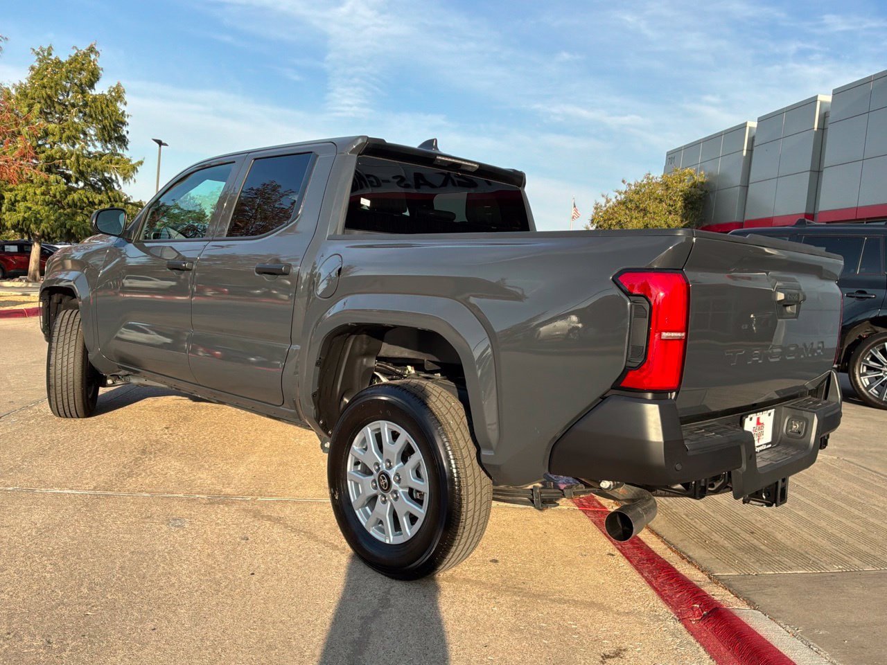 Used 2026 Toyota Tacoma SR w/ SR Upgrade Package RWD image 8