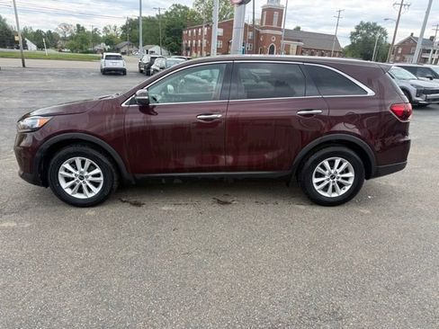 Used 2019 Kia Sorento FWD image 5