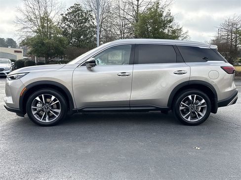 Used 2024 INFINITI QX60 Luxe image 11