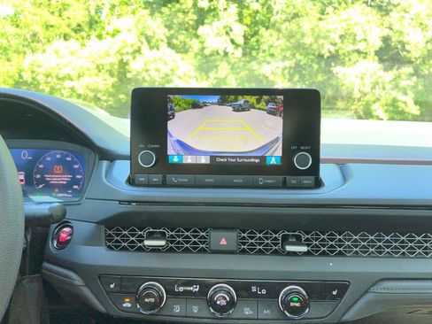 Used 2024 Honda Accord EX image 29