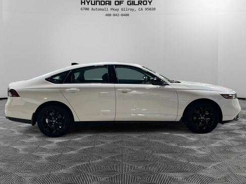 Used 2025 Honda Accord SE image 4