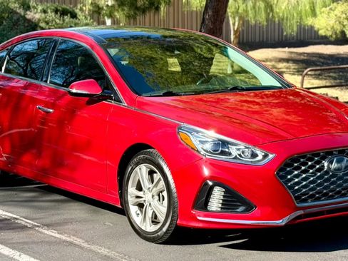 Used 2019 Hyundai Sonata Limited w/ Ultimate Package 04 FWD image 1